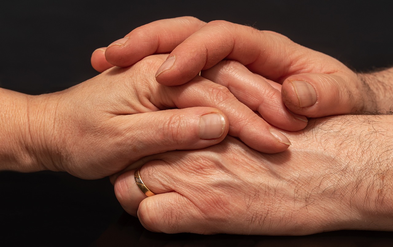 Cohésion sociale : cessons de discuter et agissons !